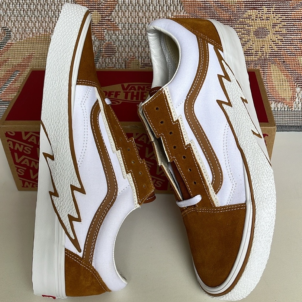 Vans WMNS Old Skool Bolt
Cathay Spice
VN0009Q5KFR sneakers - Picture 14 of 16